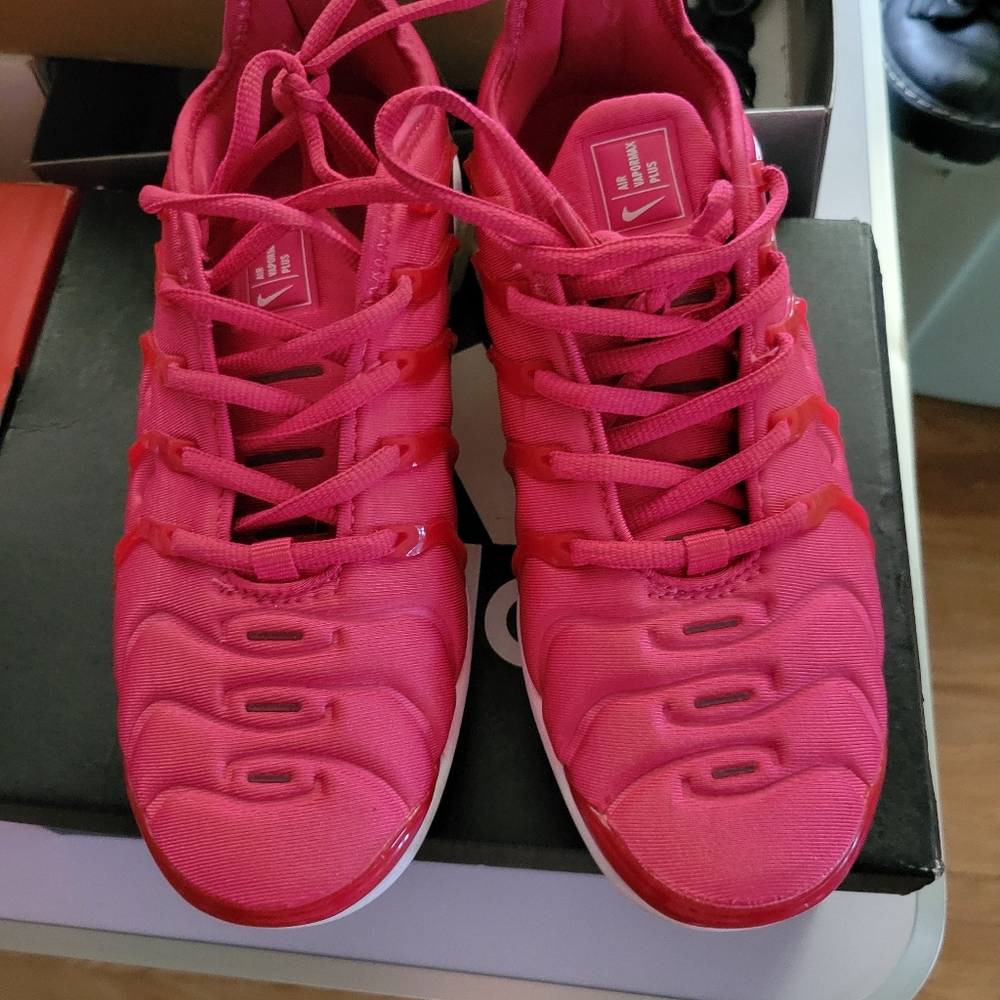 Nike Pink Vapormax